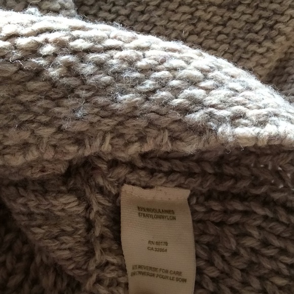 Women’s Size XS Free People wool crop sweater - Picture 7 of 7